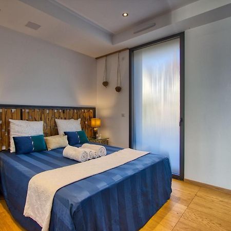 Panoramique 180 Lac Et Montagne Et Nid Secret Spa Romantique Annecy Eksteriør billede